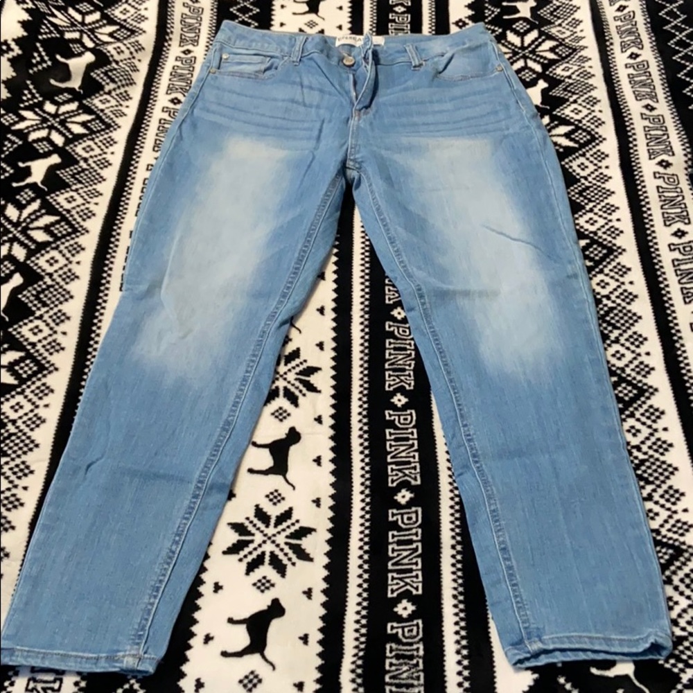 Jeans, 15